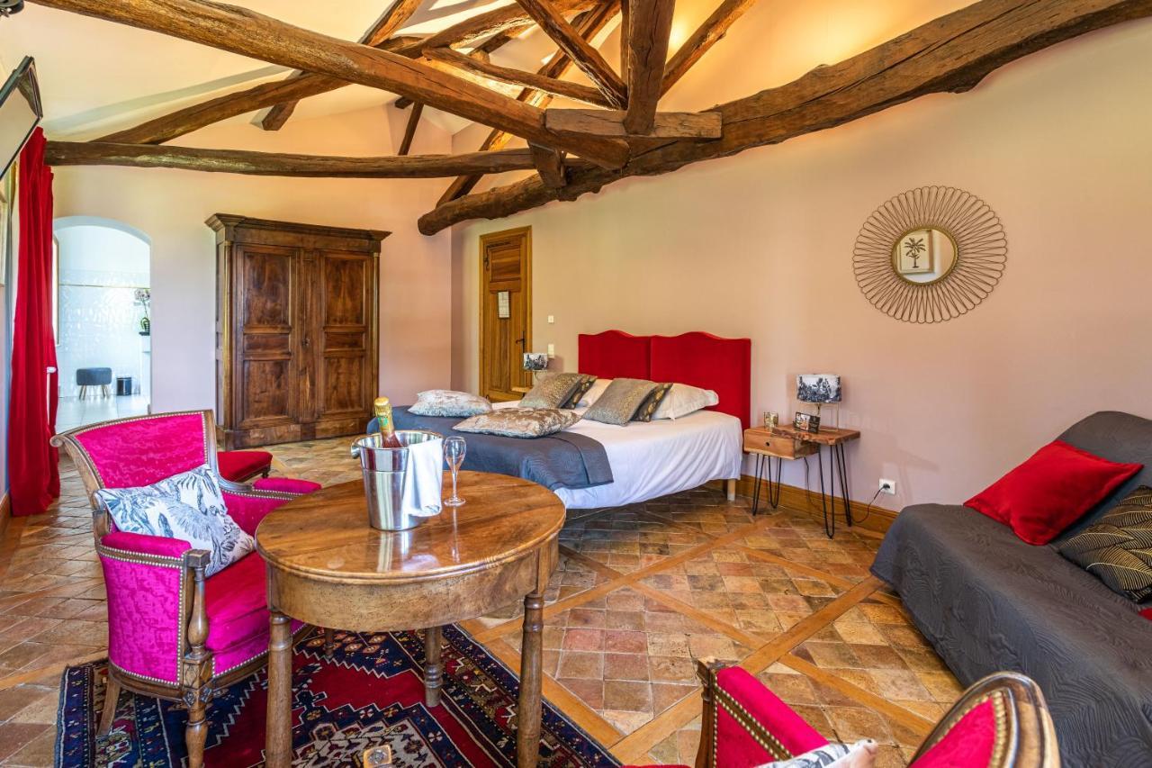 Domaine De La Ruisseliere Hotell Lacenas Eksteriør bilde
