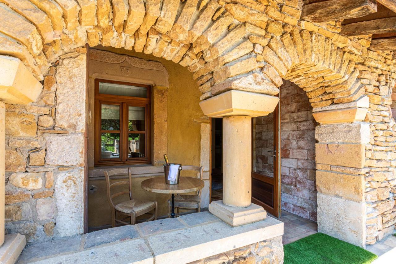 Domaine De La Ruisseliere Hotell Lacenas Eksteriør bilde