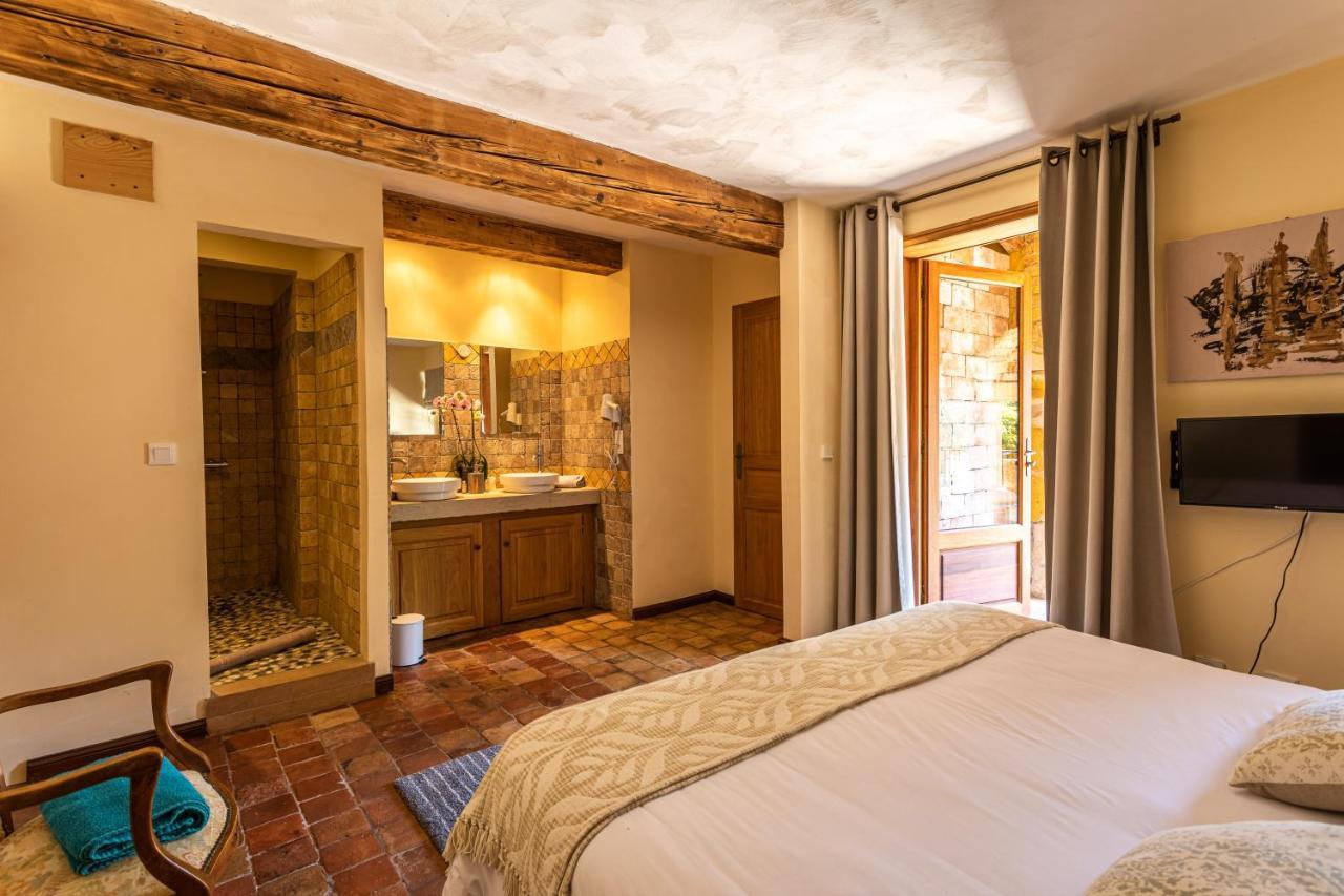 Domaine De La Ruisseliere Hotell Lacenas Eksteriør bilde