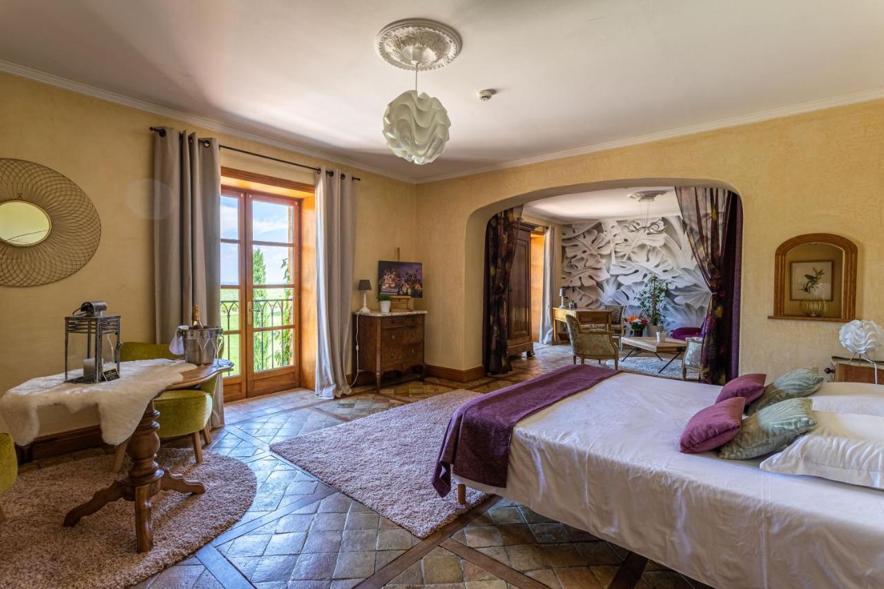 Domaine De La Ruisseliere Hotell Lacenas Eksteriør bilde