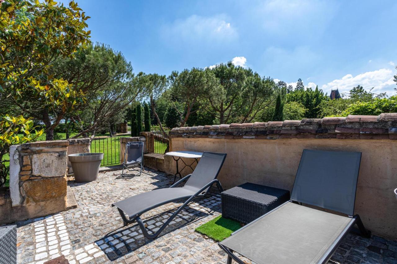 Domaine De La Ruisseliere Hotell Lacenas Eksteriør bilde