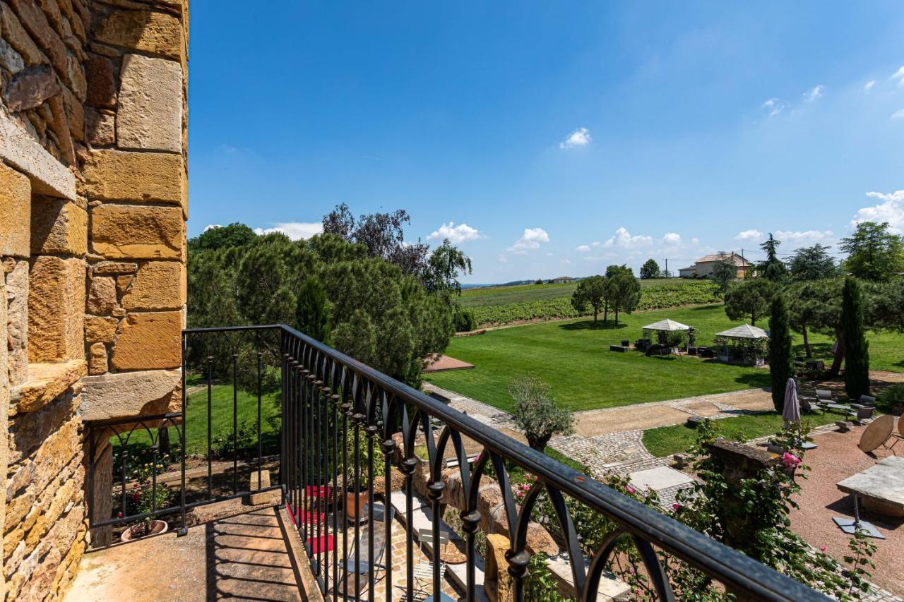Domaine De La Ruisseliere Hotell Lacenas Eksteriør bilde